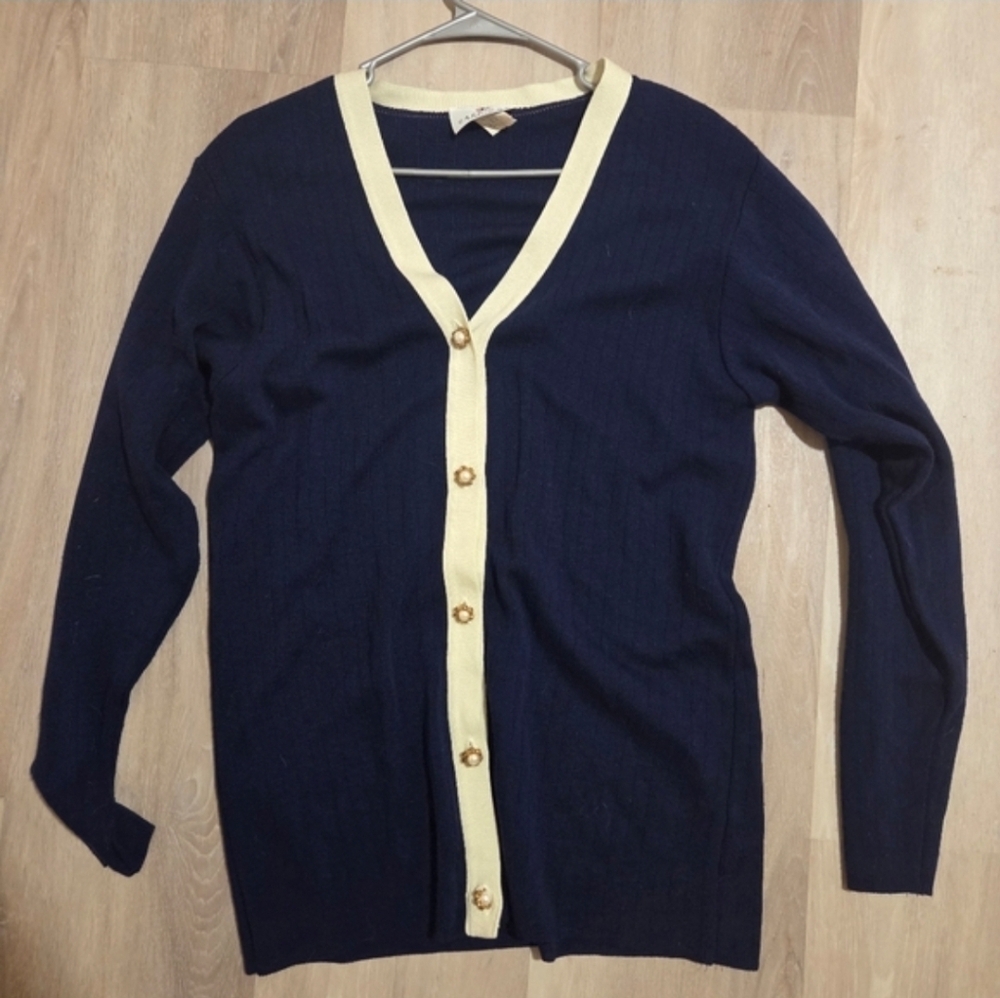 Vintage Cape Cod Sportswear White Blue Preppy Cardigan Sweater Size Medium
